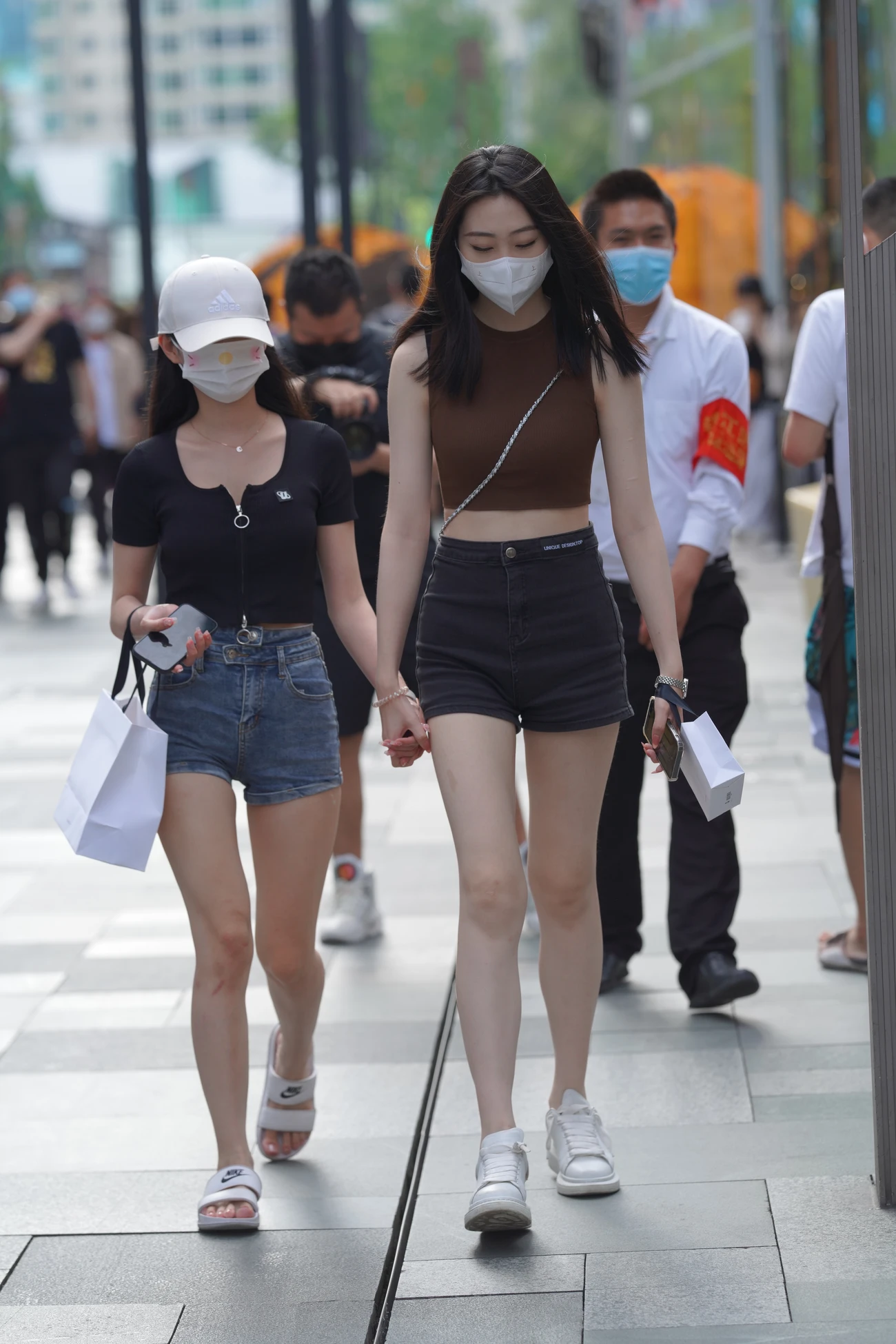 图片[4]-菜菜辣妹背心-街拍流行馆