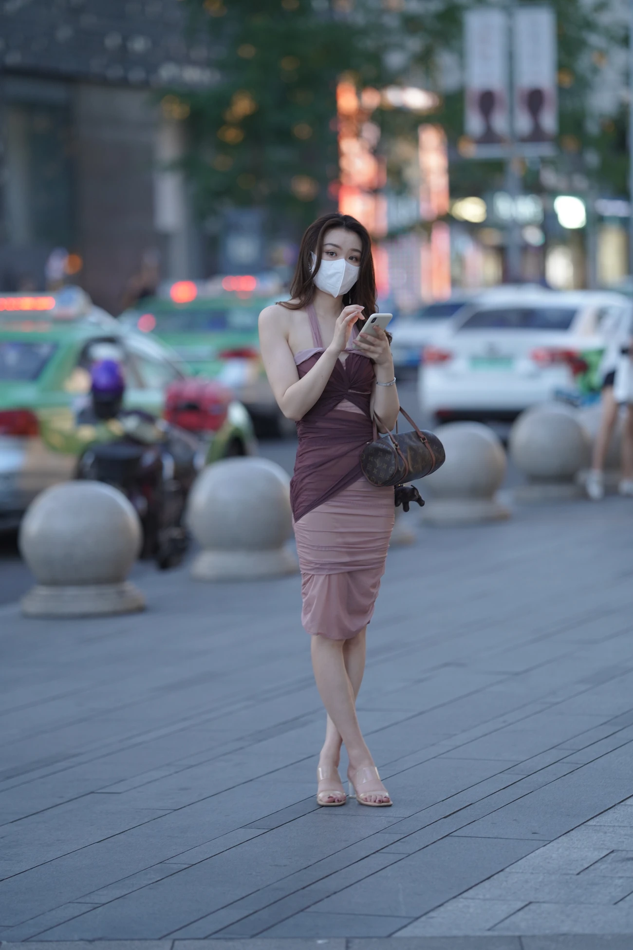 图片[2]-美人倾城-街拍流行馆