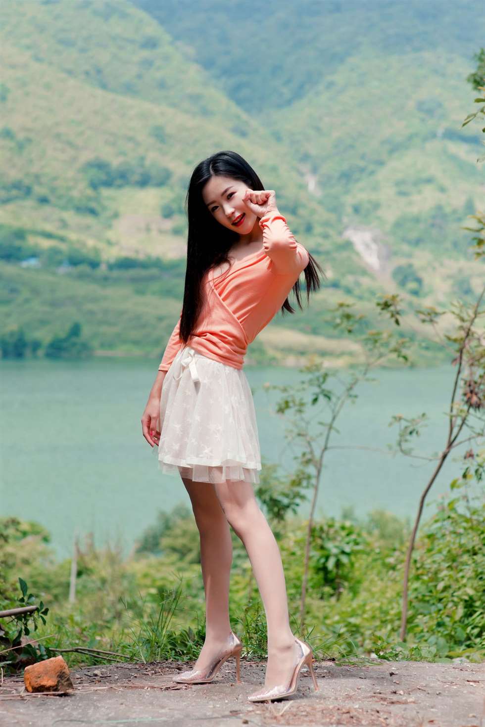 图片[5]-[街拍精选]小子怡Alice水库外拍真空丝腿-街拍流行馆