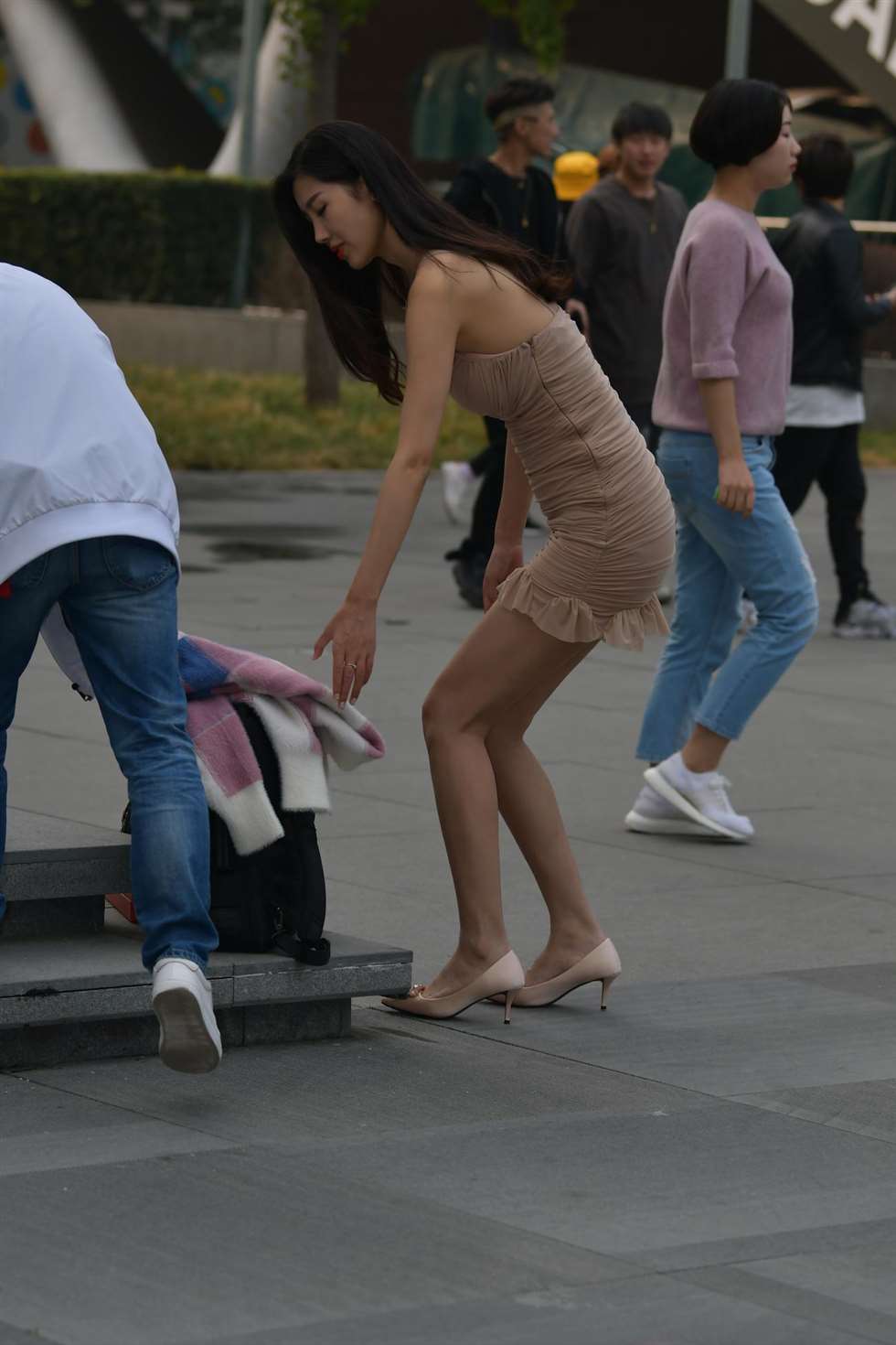 图片[5]-[街拍精选]吊带包臀裙甜美模特（购图）-街拍流行馆