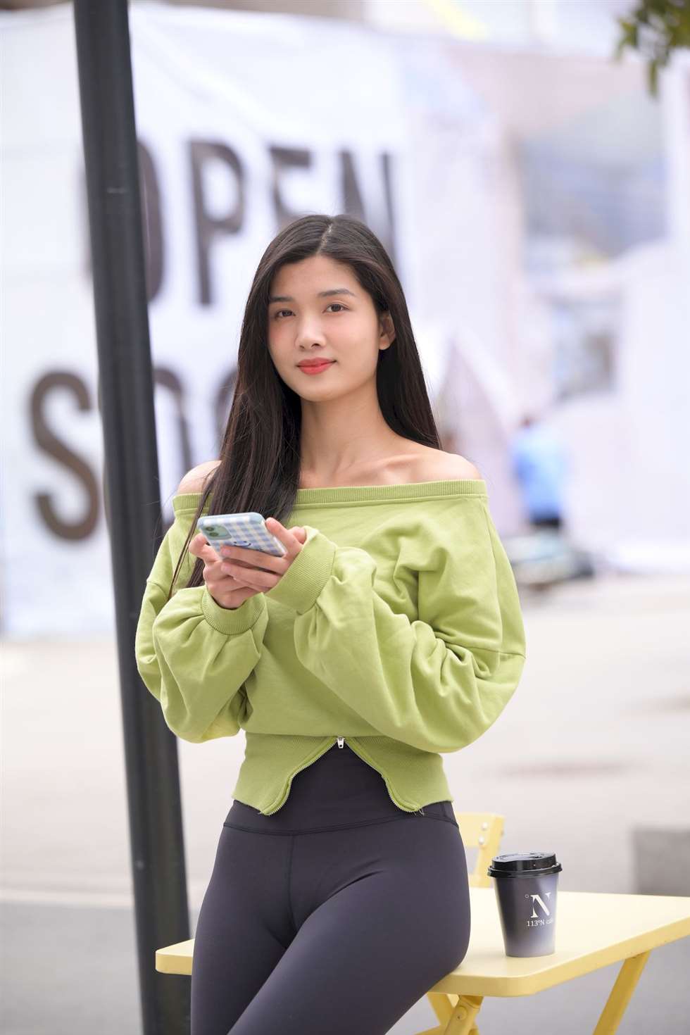 图片[4]-魂魂摄影作品绿衣女孩-街拍流行馆