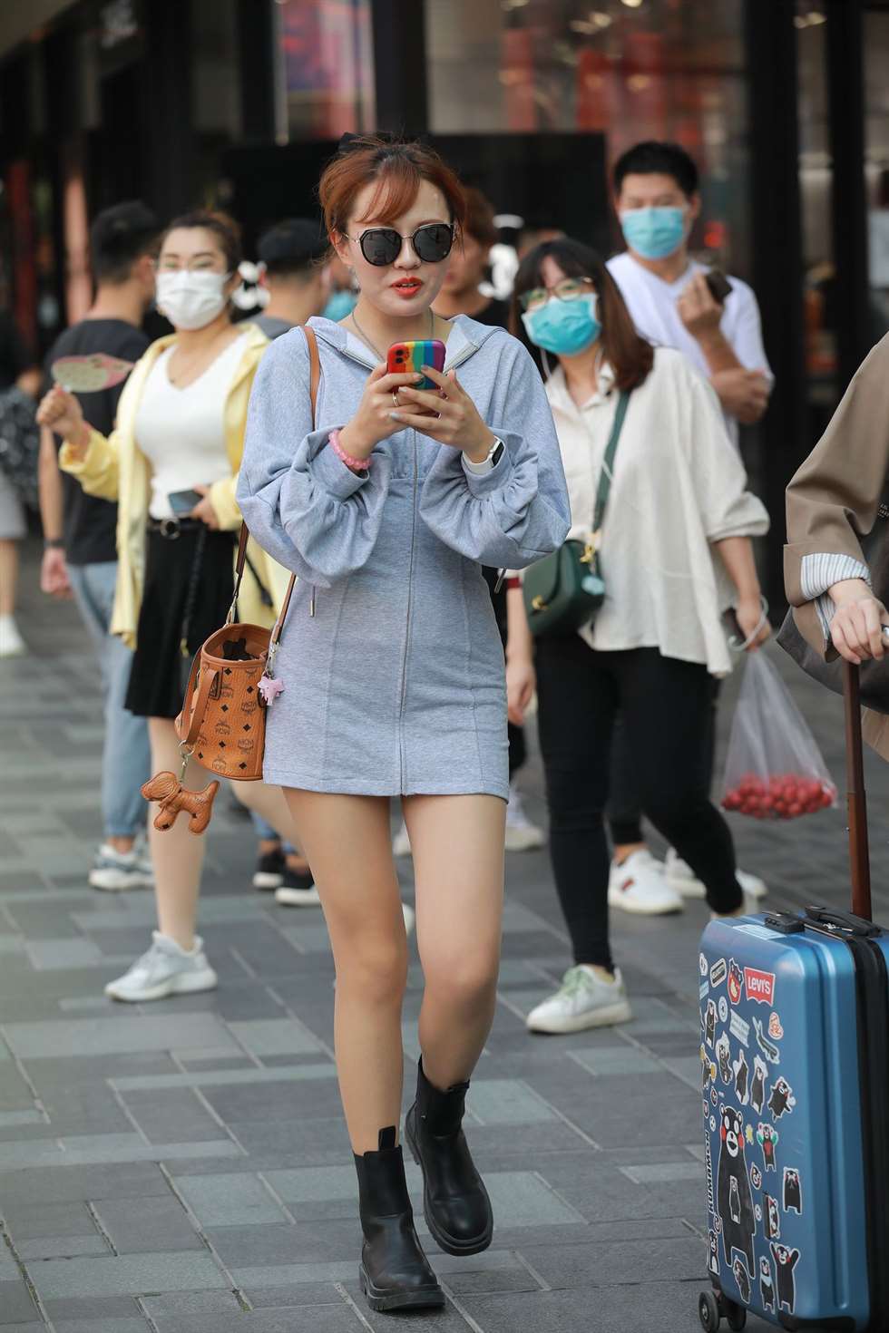 图片[4]-四九城嘎子街拍作品肉丝包臀裙美眉-街拍流行馆