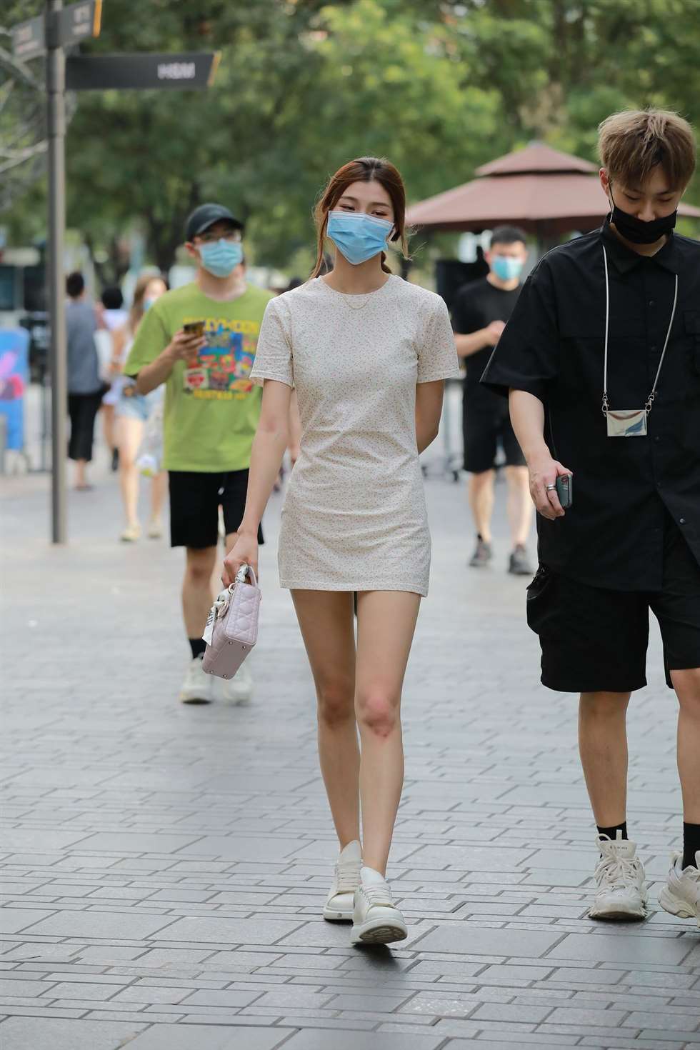 图片[3]-四九城嘎子街拍作品长腿女友-街拍流行馆