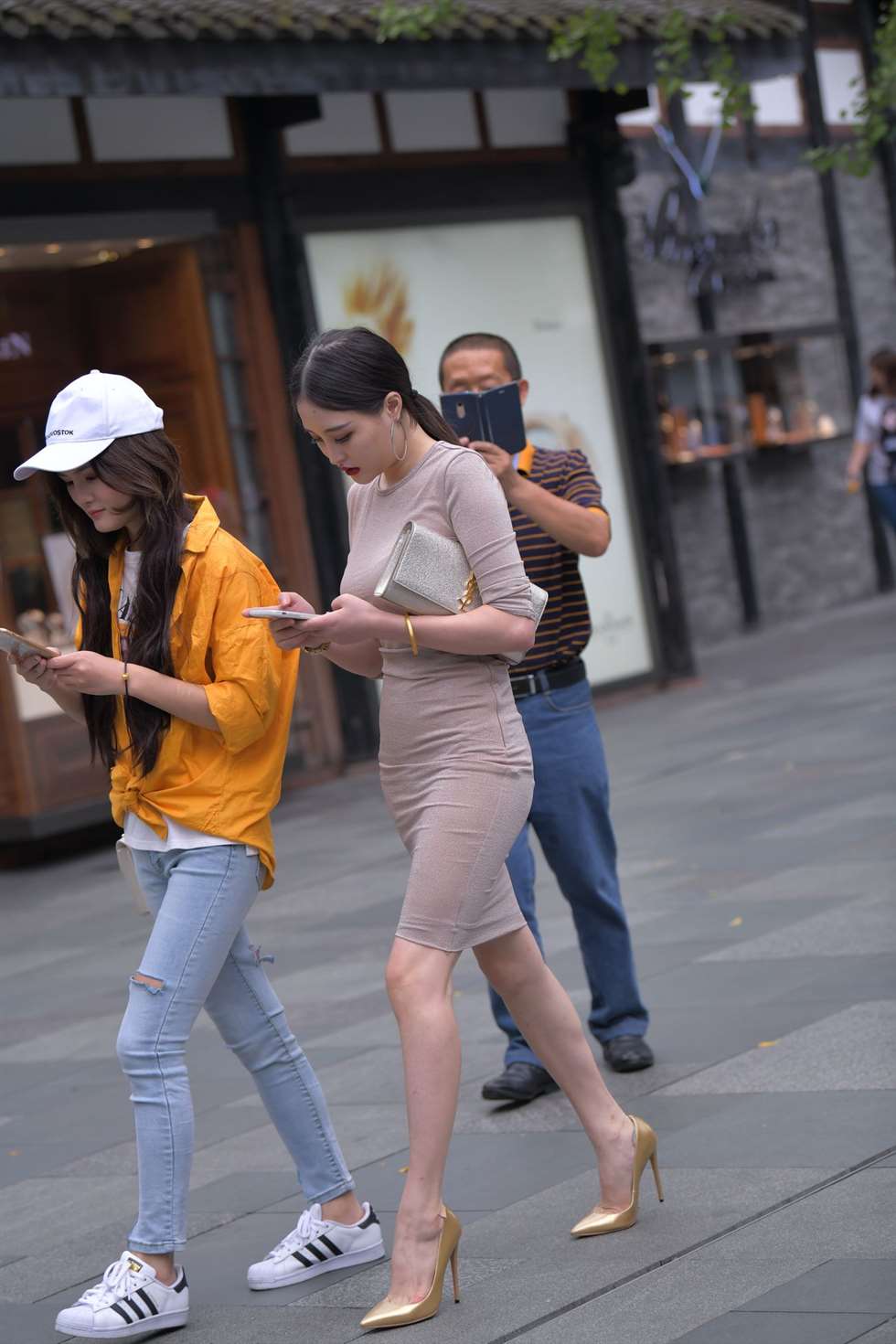 图片[4]-红石街拍作品笑容很甜的美女-街拍流行馆